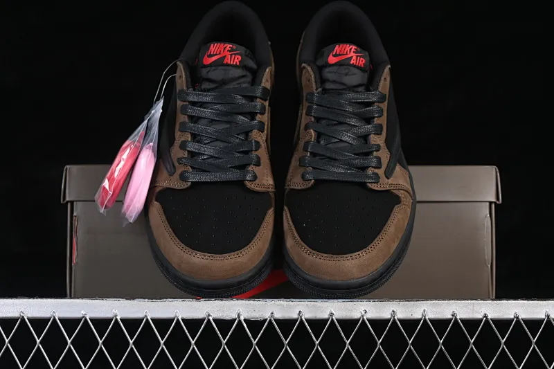 All Categories Air Jordan Jordan Series Basketball Shoes Air Jordan 1 Low High-end Customized Low-top Sneakers Travis Scott